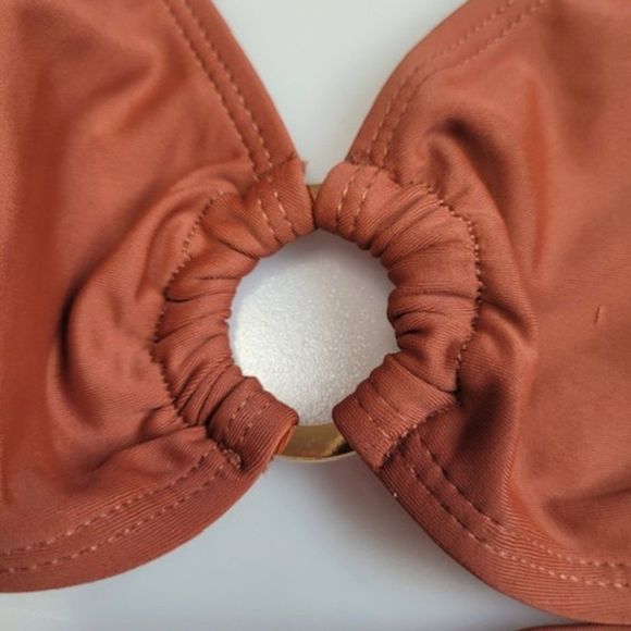 BEAUTIFUL 3 PIECE BIKINI! - Picture 5 of 8